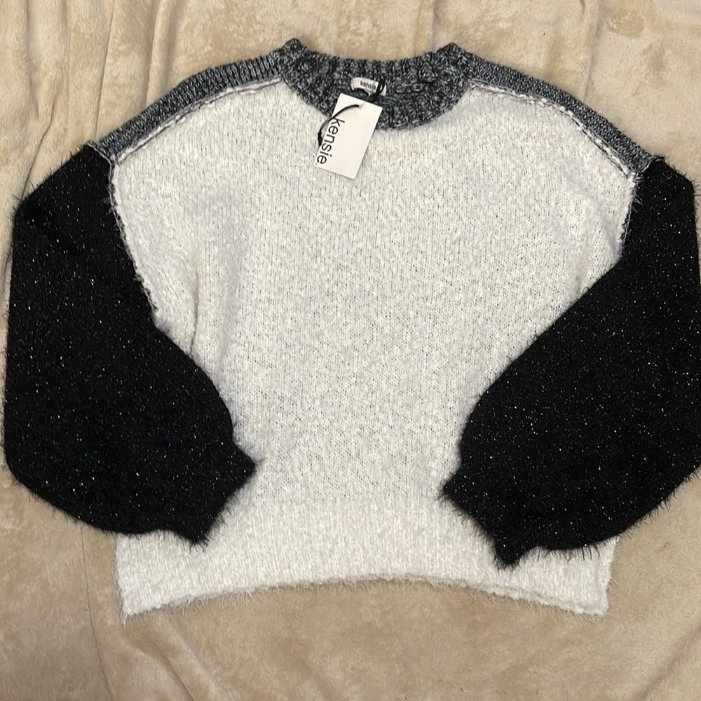 NWT- Kensie - XL